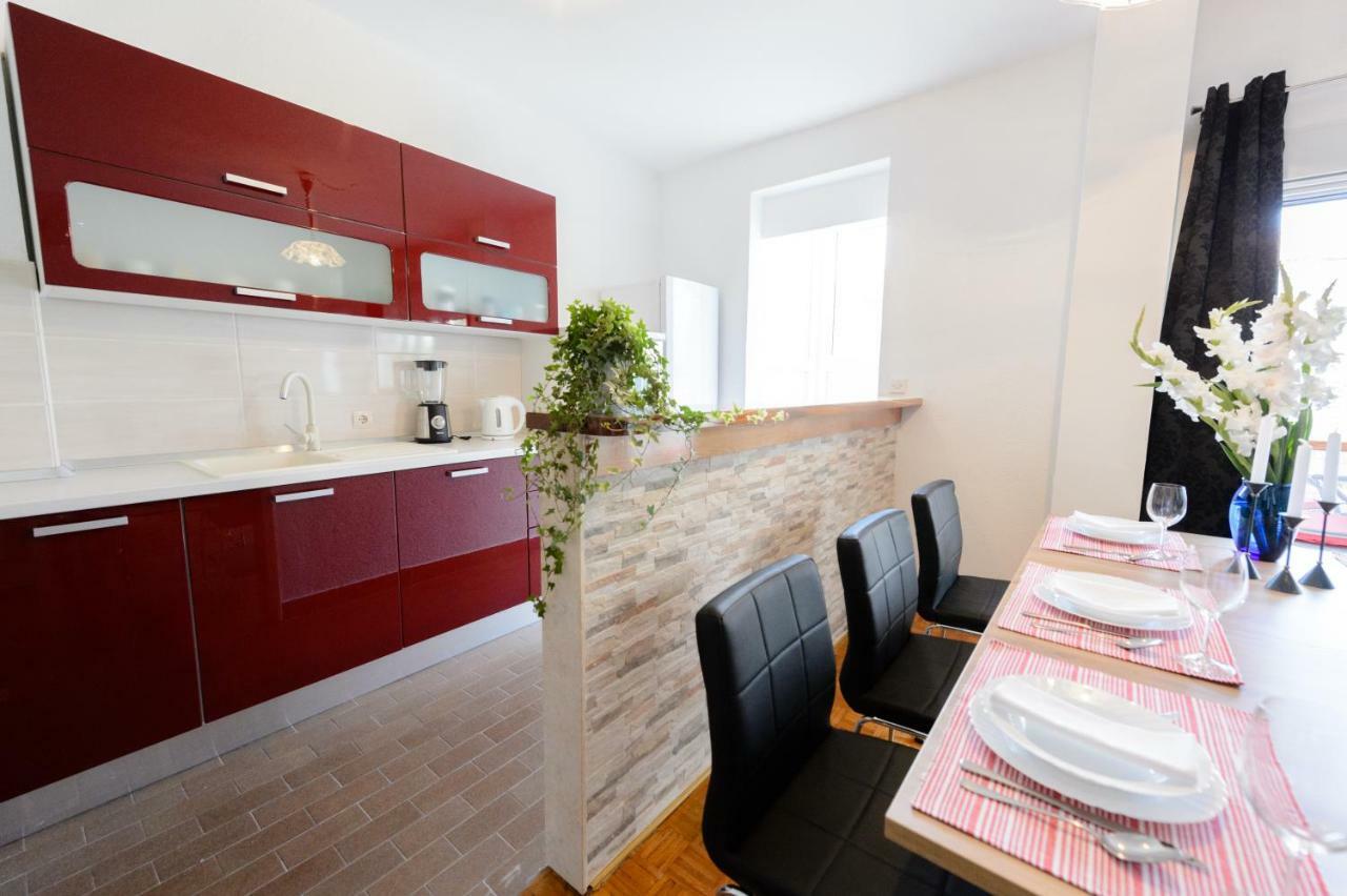 Apartment Ana 4+2 Макарска Екстериор снимка