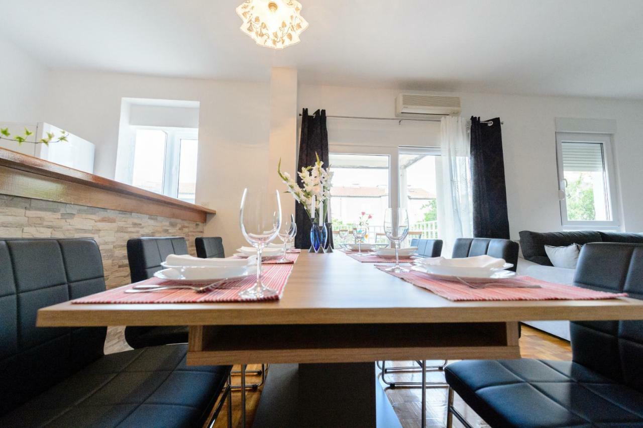 Apartment Ana 4+2 Макарска Екстериор снимка